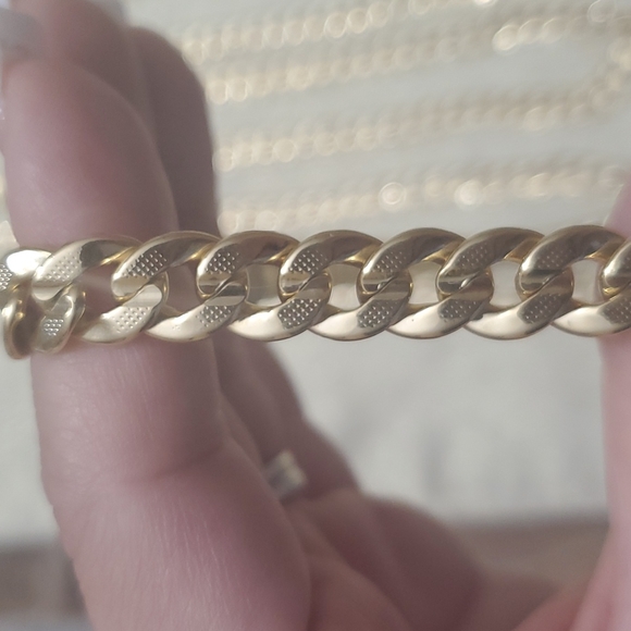 NEW| Stamped 18K Gold Cuban Link Chain Necklace 8mm 24" - Picture 3 of 7